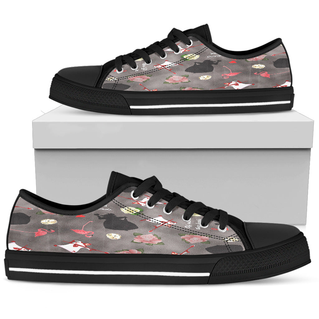 Queen Of Hearts Womens Low Top Shoes