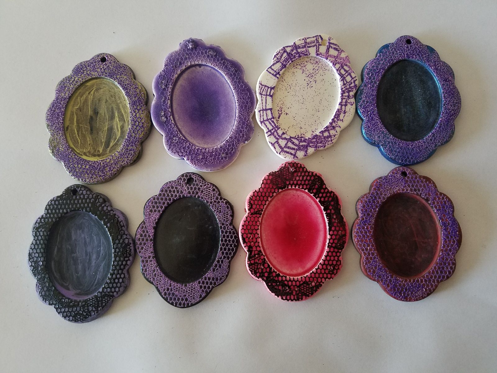 CLEARANCE LOT 8 pcs Resin frames settings 40x30 cabochon Lace and spider web patterns. L101